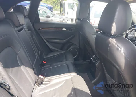 2015 Audi Q5 3.0T Premium Plus z USA, uszkodzony, nr VIN WA1DGAFP8FA122237